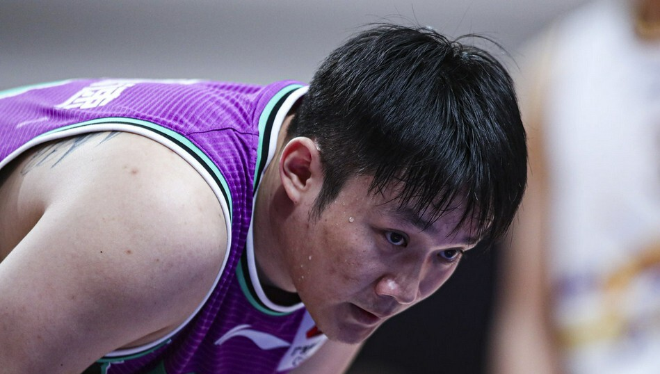 状态急剧下, BcCrg, 包括篮球培