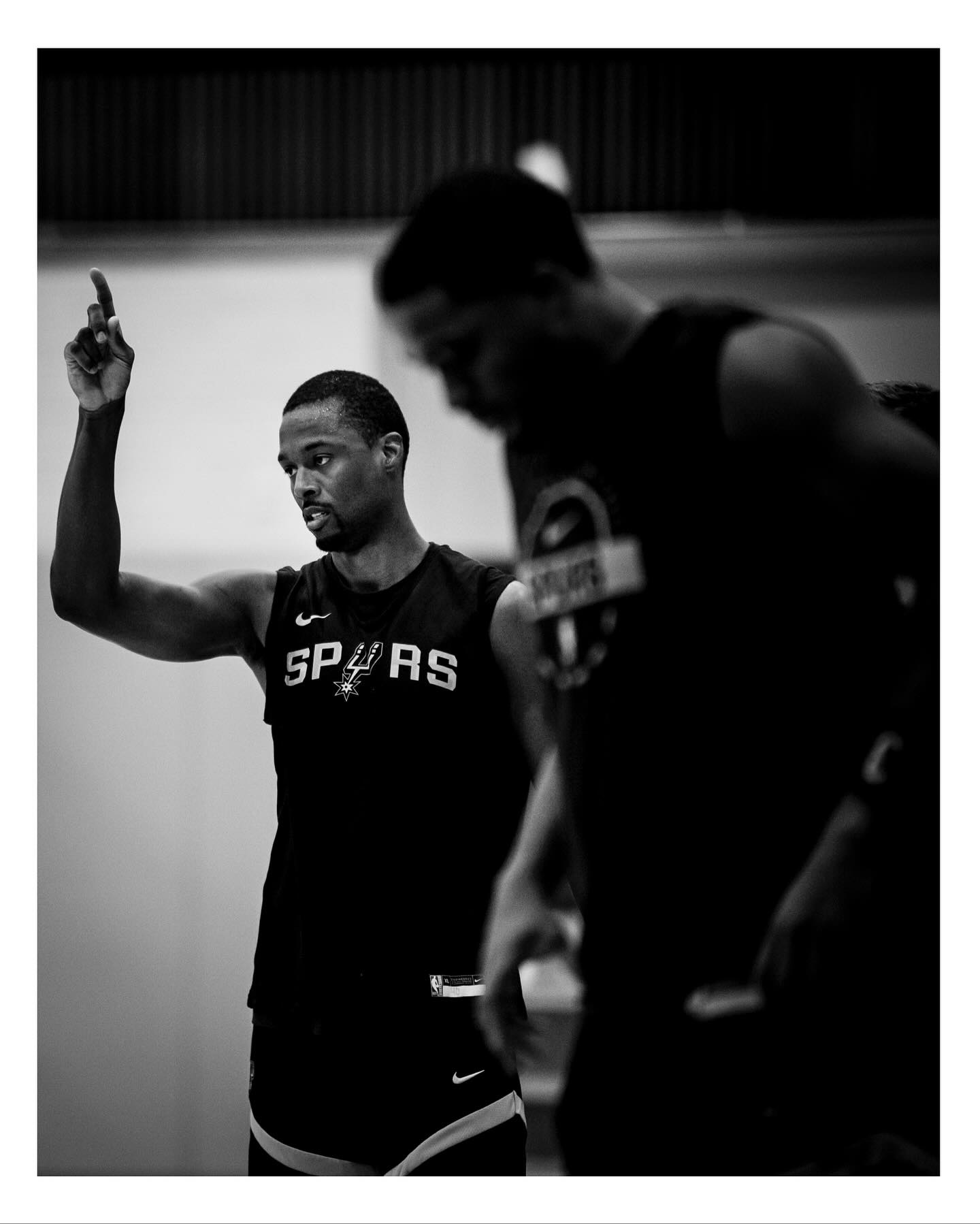 alt, src, 巴恩斯In